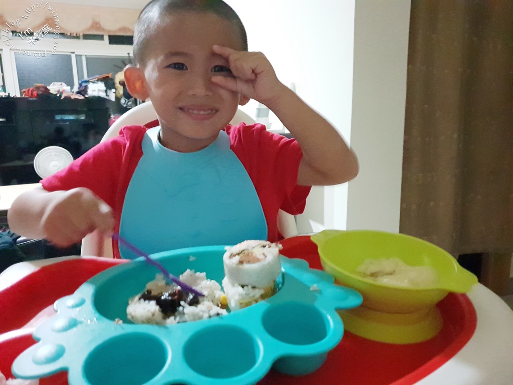 三蔥國際3ONION韓國Uinlui天然甘蔗製寳寳兒童餐具組 (32)