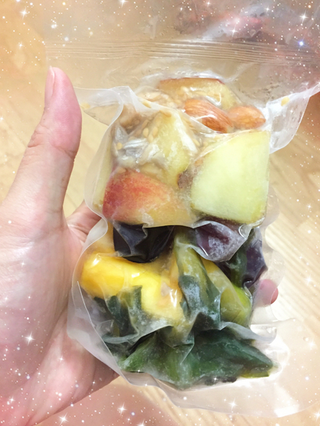 V.G BOOM 綠拿鐵鮮凍包：[美食]V.G BOOM-宅配綠拿鐵好健康，還有豆漿穀漿喔!體內環保也可以好簡單^^