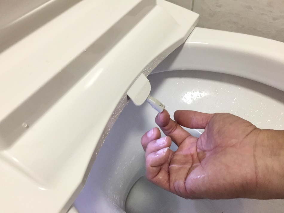 【開箱】【KARAT凱樂衛浴】美國進口(KOHLER)超薄型瞬熱式電腦馬桶座，採用抗菌銀離子噴嘴更衛生，提供2種模式，3段水溫清洗，3段暖座，呵護屁屁，有效提升衛生品質，用過就回不去，上廁所變成最享受的一件事