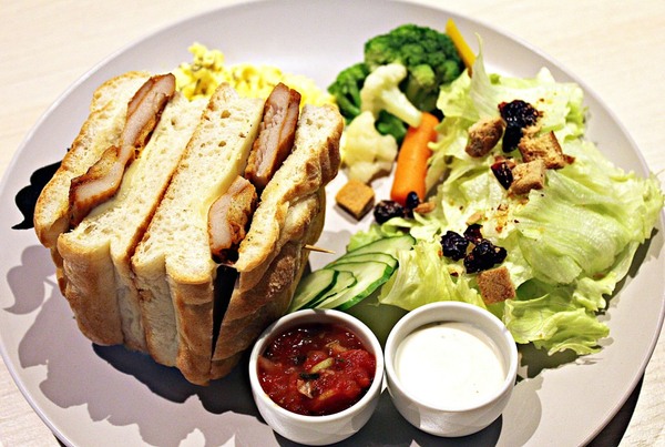 cm20181004___291e8eeebe65c5d82421c5d10e7