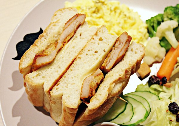 cm20181004___35d41a2204bc97dff777f7787f5