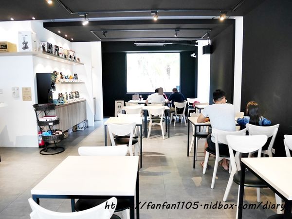 台北內湖【馬克老爹咖啡瑞光店】#自家烘焙咖啡豆 #輕食早午餐 #咖啡 #下午茶 (34).JPG