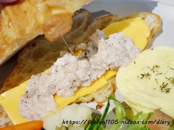 台北內湖【馬克老爹咖啡瑞光店】#自家烘焙咖啡豆 #輕食早午餐 #咖啡 #下午茶 (22).JPG