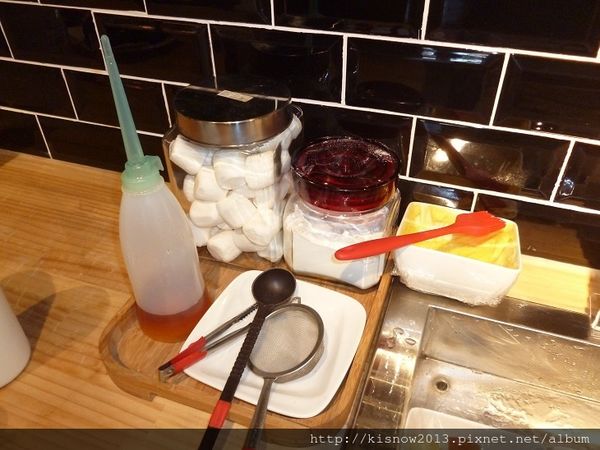 好時26-製作鬆餅材料.JPG