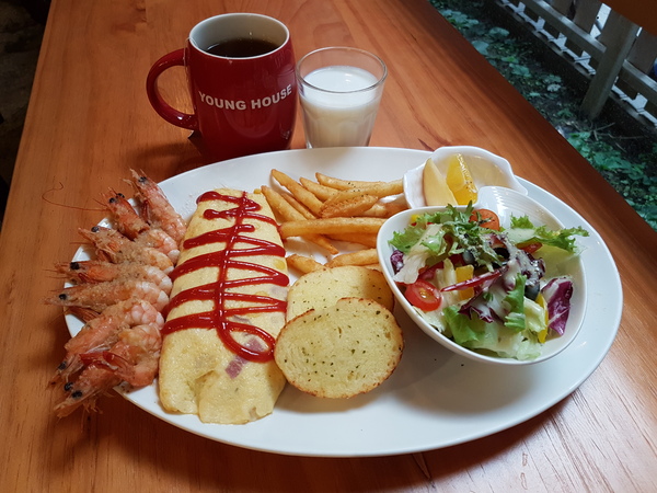 漾漾好時餐廳(基隆店)：【基隆仁愛區】義式料理  DIY親子餐廳  漾漾好時餐廳基隆店