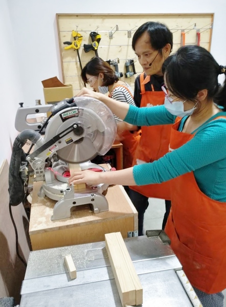 特力屋-內湖手創空間：特力屋-內湖手創空間