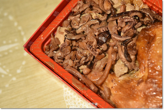 呷七碗油飯彌月蛋糕