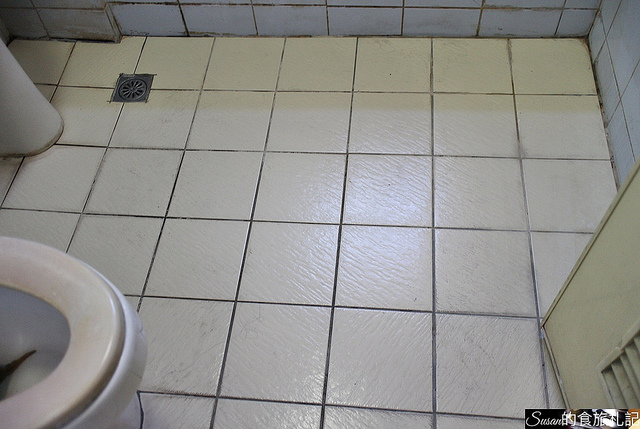 好師傅居家清潔浴廁隱形止滑地板1