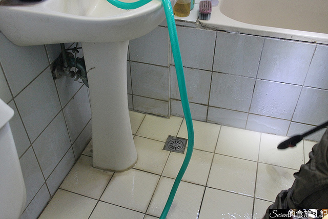 好師傅居家清潔浴廁隱形止滑地板7