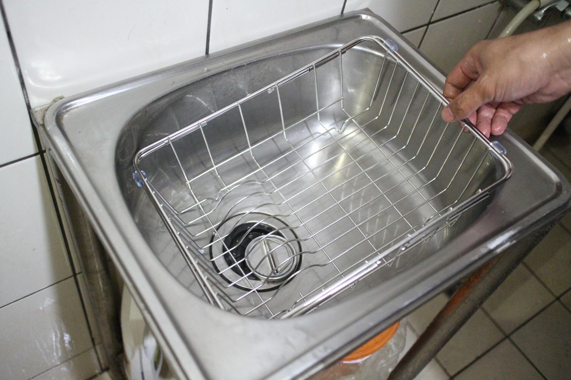 特力屋不鏽鋼伸縮瀝水籃