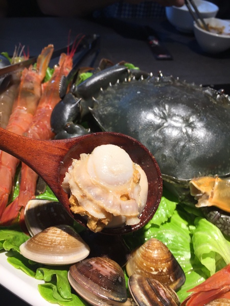 舞古賀鍋物專門店：[美食]舞古賀鍋物專門店-鄰近高雄鼓山巨蛋站，海鮮火鍋&amp;螃蟹和牛，超高CP值得再訪!