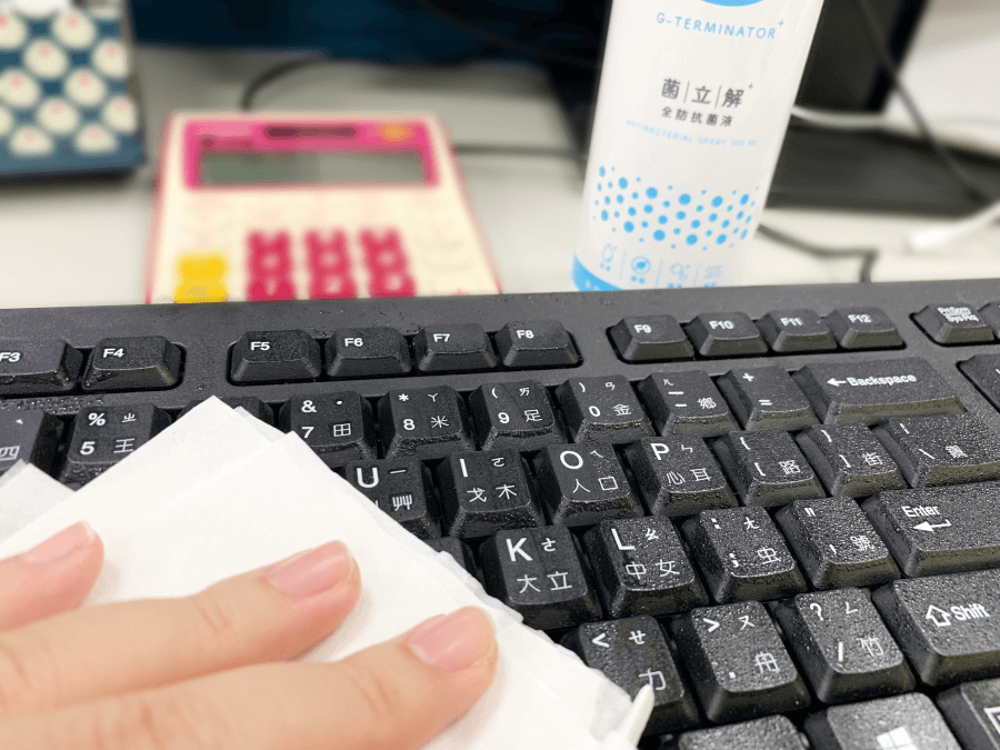 鍵盤清潔方法 鍵盤抗菌 鍵盤消毒 鍵盤清洗方式 鍵盤怎麼清理 鍵盤很髒 鍵盤細菌 鍵盤病毒