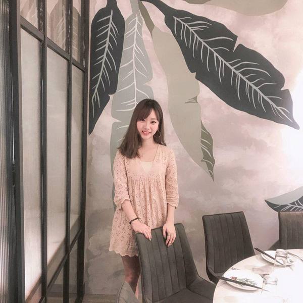 紅舍泰式料理(桃園遠百店)：紅舍泰式料理 桃園遠百店 道地的泰式料理 紅鶴鳥 粉紅鶴 IG熱門打卡點 全新泰式網美餐廳 聚餐推薦 交通便利 桃園火車站