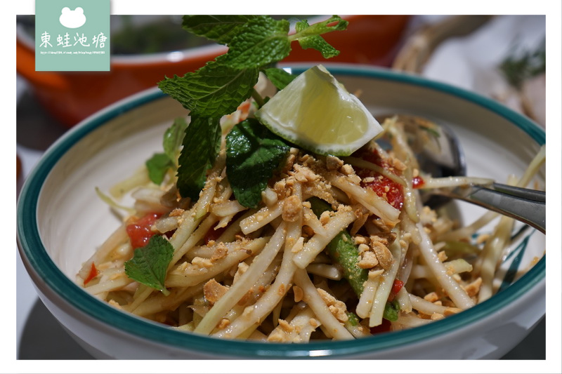 【桃園火車站泰式料理推薦】成立於1999年 四人合菜 紅舍泰式料理桃園遠百店