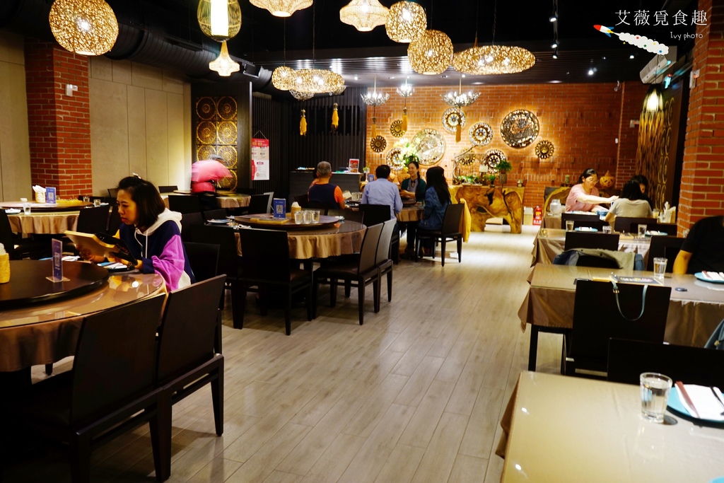 湄南河泰式庭園餐廳