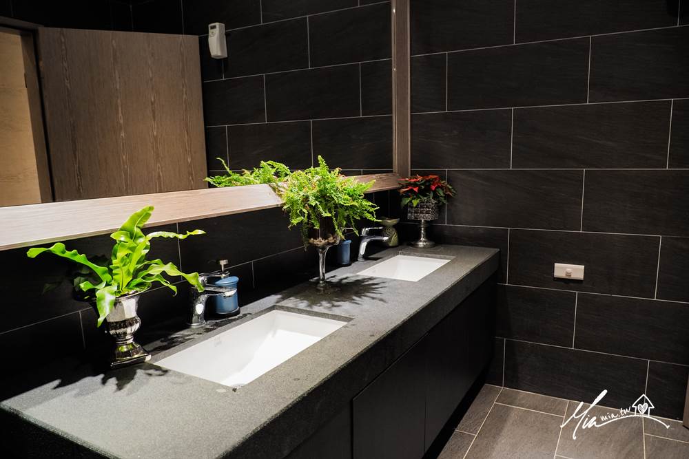 湄南河泰式庭園餐廳 湄南河 泰國料理 異國料理 尾牙春酒 高級餐酒館 瓦城 平價泰式料理 台中泰式餐廳 好吃泰國料理推薦 家庭聚會 包廂 包場 年夜飯 十年老店 妙妙屋 妙麻 生日聚餐 酒會 泰北料理 道地泰式料理 湄南河 台中美食 台中餐廳 豪華氣派餐廳 隱密餐廳 口袋名單