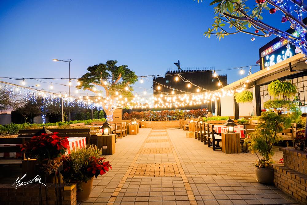 湄南河泰式庭園餐廳 湄南河 泰國料理 異國料理 尾牙春酒 高級餐酒館 瓦城 平價泰式料理 台中泰式餐廳 好吃泰國料理推薦 家庭聚會 包廂 包場 年夜飯 十年老店 妙妙屋 妙麻 生日聚餐 酒會 泰北料理 道地泰式料理 湄南河 台中美食 台中餐廳 豪華氣派餐廳 隱密餐廳 口袋名單