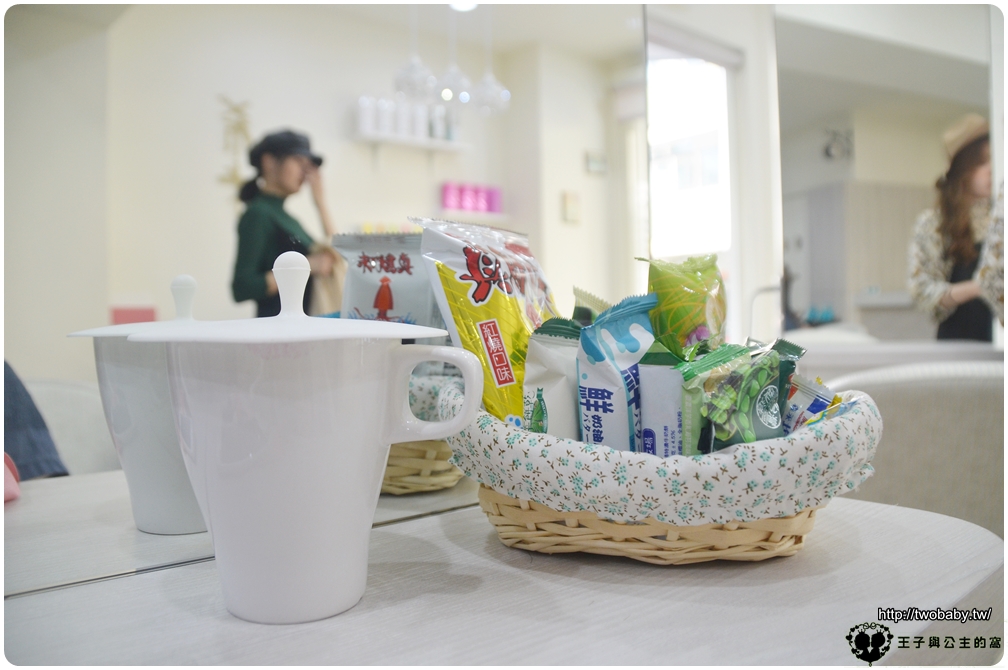 彰化市美髮-彰化髮型設計|希卡 客製化個人髮型設計 日本歌德式洗護髮品-染燙護髮一次完成