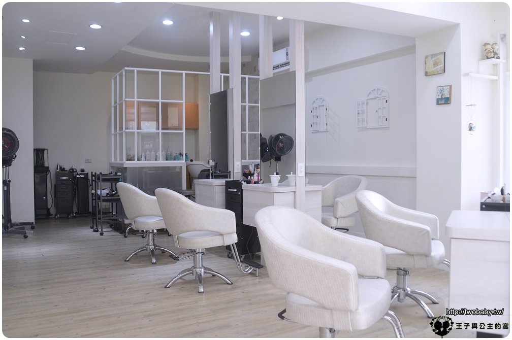 彰化市美髮-彰化髮型設計|希卡 客製化個人髮型設計 日本歌德式洗護髮品-染燙護髮一次完成