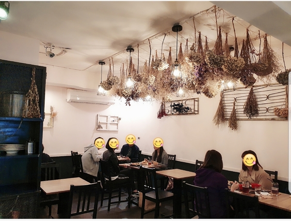 U NEED brunch&bistro：【新北@永和】捷運頂溪站周邊美食 U NEED brunch&amp;bistro 永和早午餐 義大利麵