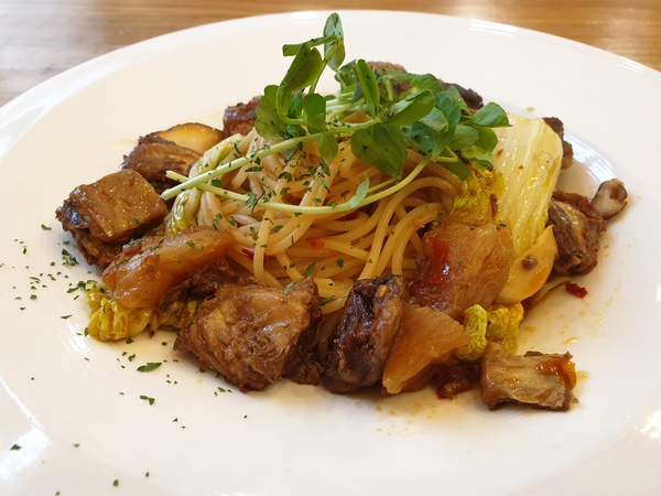 U NEED brunch&bistro：【新北@永和】捷運頂溪站周邊美食 U NEED brunch&amp;bistro 永和早午餐 義大利麵