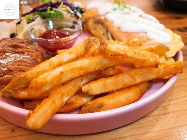 2018-12-03-19-49-57 (2).jpg