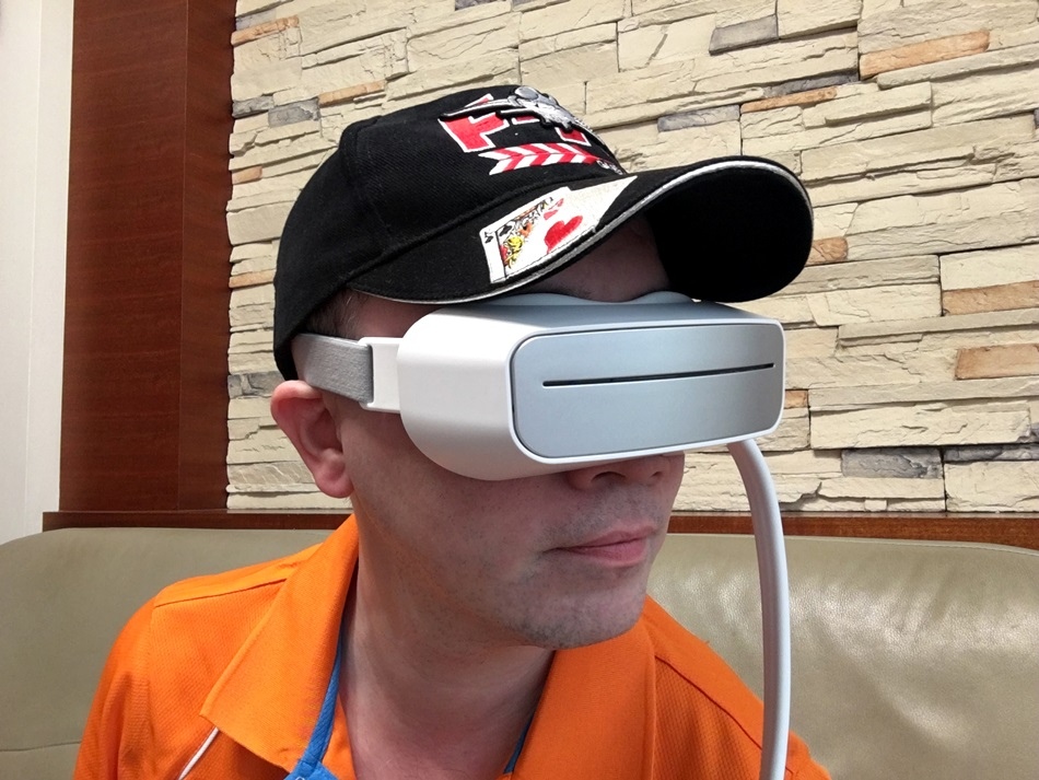 各大廠牌冷熱敷按摩眼罩開箱-AURAI水波式冷敷熱敷按摩眼罩讓水按摩幫你眼部舒壓