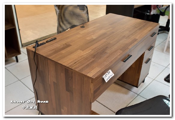 190106CY導覽1樓辦公傢俱02