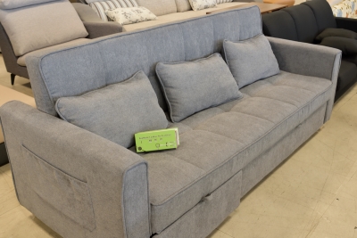 現場傢俱1樓貓抓沙發01