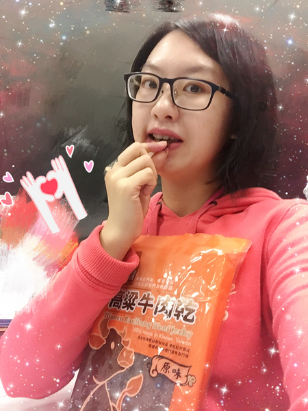 良金高梁牛肉乾&牛肉角：[聚會零嘴]良金牧場-金門高粱牛肉乾，全家零食也可以很特別!