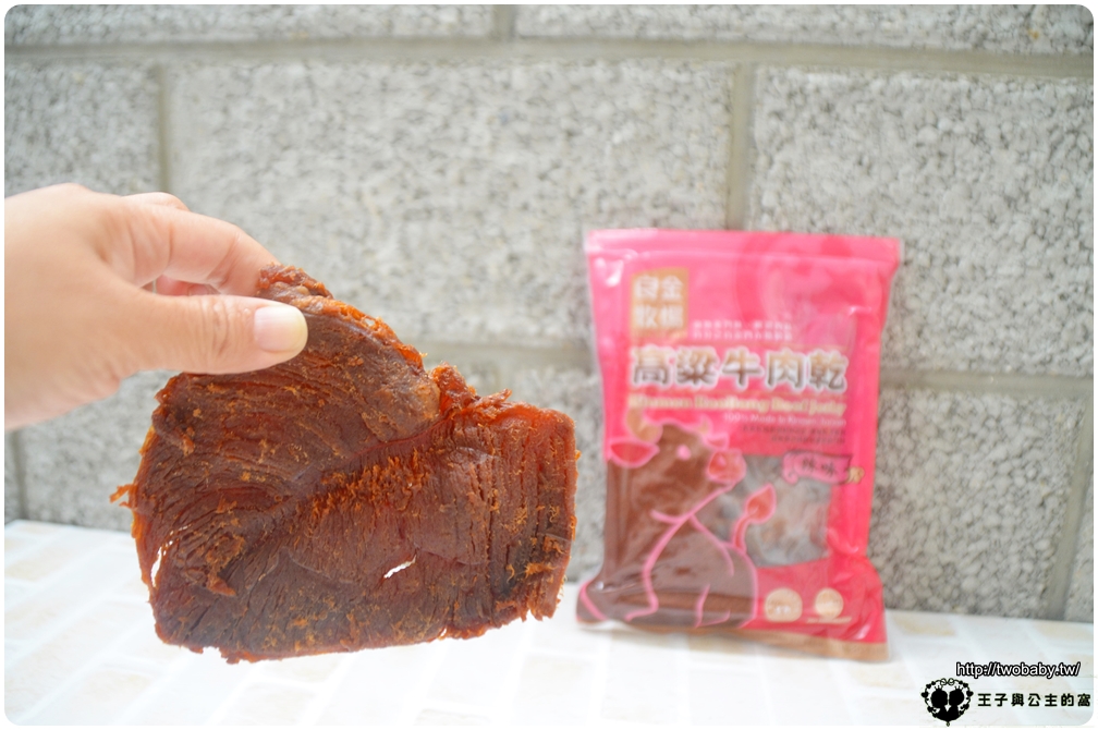 全家零食|良金牧場-金門高粱牛肉乾 金門肉乾第一品牌~牛肉老饕最愛的聚會零嘴！