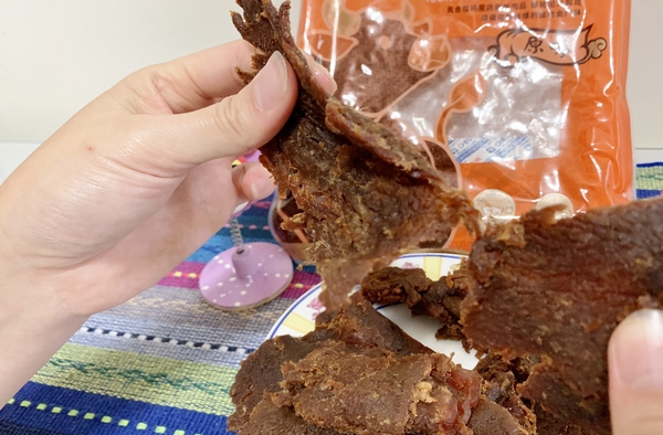 良金高梁牛肉乾&牛肉角：良金高梁牛肉乾(原味、辣味)
