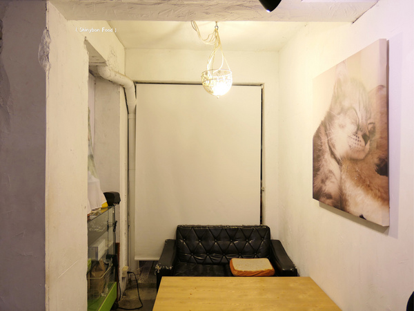 Toast Chat：FOOD×AD｜台北大安—TOAST CHAT｜無拘無束的貓咪風早午餐｜國父紀念館站