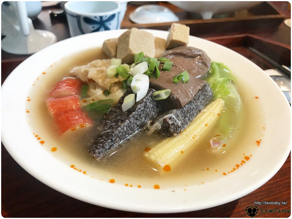 南投埔里餐廳-埔里簡餐美食|樂食府人文茶館-禪風簡約環境裡用餐
