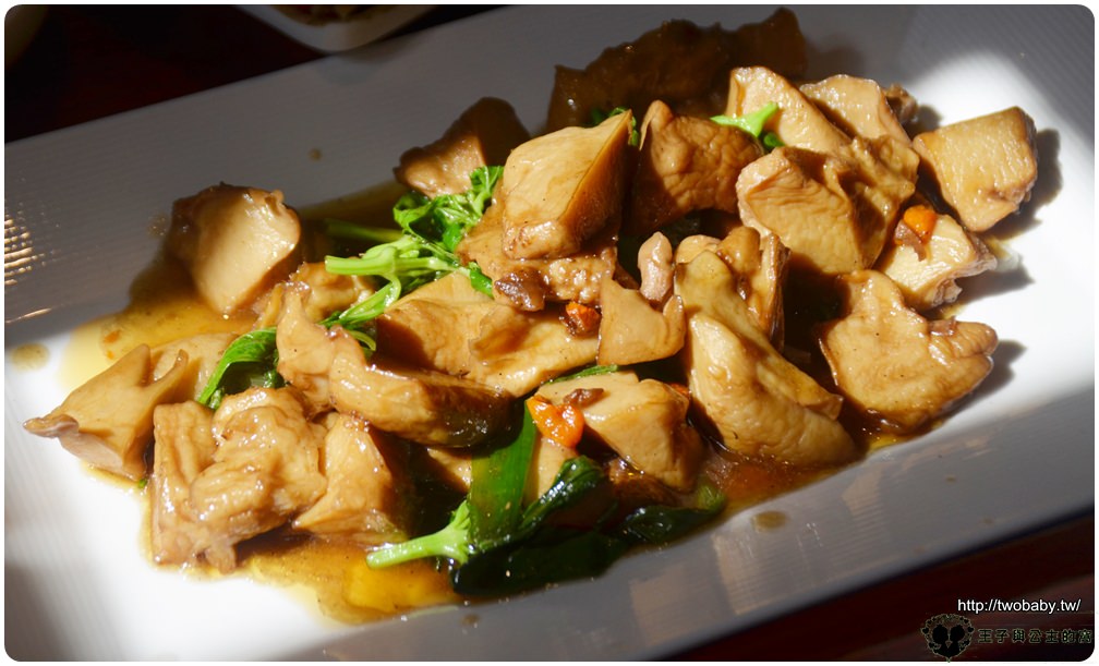 南投埔里餐廳-埔里簡餐美食|樂食府人文茶館-禪風簡約環境裡用餐