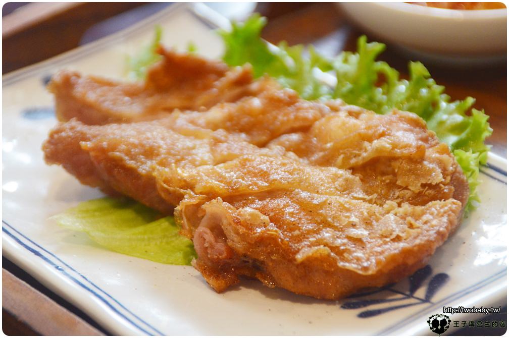 南投埔里餐廳-埔里簡餐美食|樂食府人文茶館-禪風簡約環境裡用餐