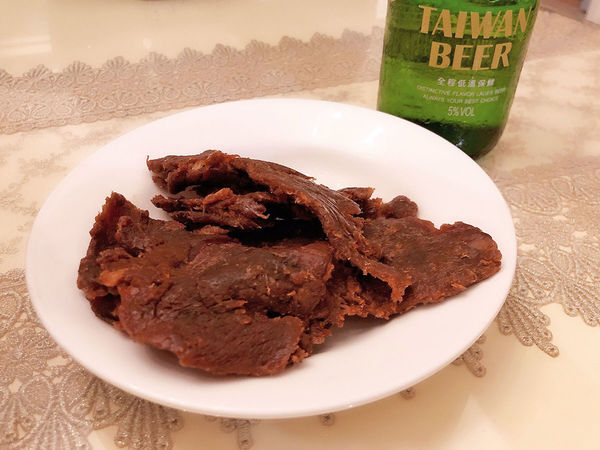 良金牧場_辣味高粱牛肉乾_230608.JPG