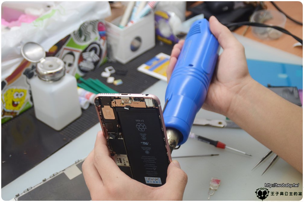 台中北區手機快修|鼎威蘋果專業維修台中進化旗艦店 不管是iPhone維修還是平板電腦都沒問題