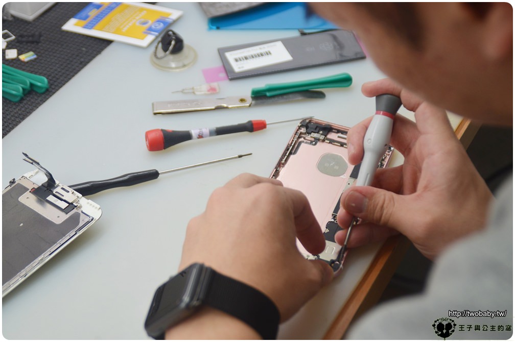 台中北區手機快修|鼎威蘋果專業維修台中進化旗艦店 不管是iPhone維修還是平板電腦都沒問題