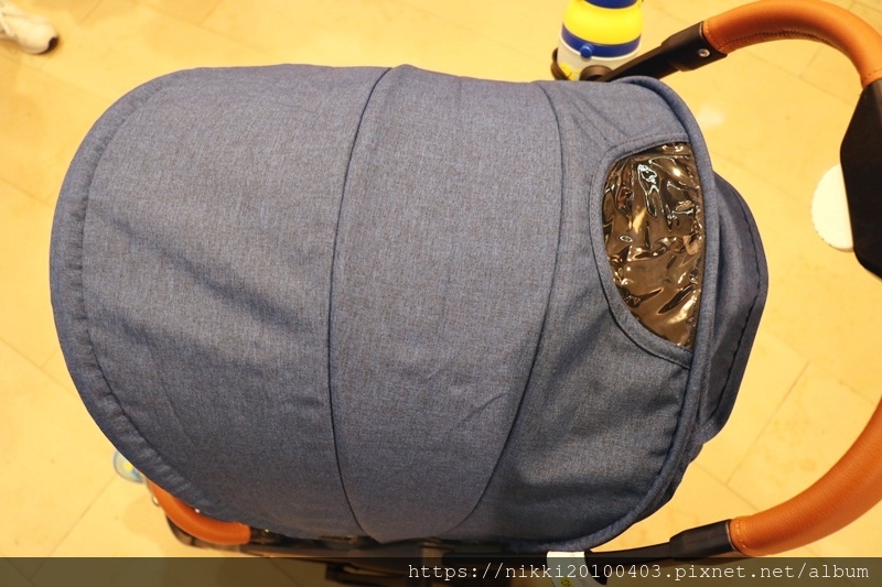 baby fly 拉桿式輕便推車 (48).JPG