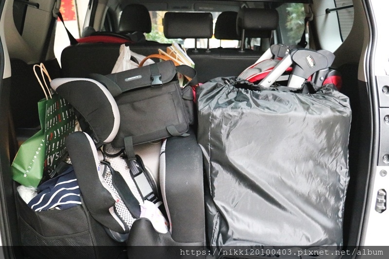 baby fly 拉桿式輕便推車 (2).JPG