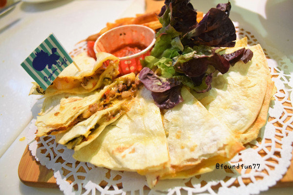 Oyami cafe：超蝦的!大份量龍蝦義大利麵Oyami cafe/台北西門町／義大利麵／下午茶／鬆餅