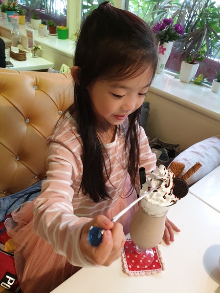 Oyami cafe：【台北西門町】Oyami cafe 義大利麵／下午茶／