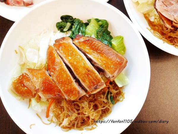 板橋便當【榮華三寶飯惦】#捷運板橋站 #燒臘便當 #三寶飯惦 (5).JPG