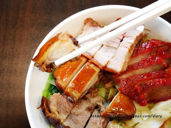 板橋便當【榮華三寶飯惦】#捷運板橋站 #燒臘便當 #三寶飯惦 (13).JPG