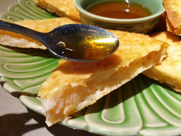 湄南河泰式庭園餐廳： 【台中南屯】湄南河泰式庭園餐廳 泰式料理 泰服試穿