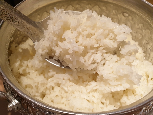 湄南河泰式庭園餐廳： 【台中南屯】湄南河泰式庭園餐廳 泰式料理 泰服試穿