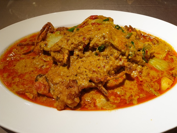 湄南河泰式庭園餐廳： 【台中南屯】湄南河泰式庭園餐廳 泰式料理 泰服試穿