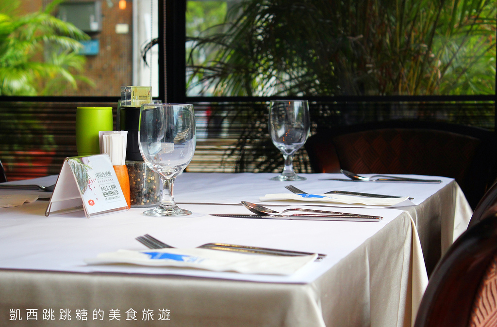 捷運國父紀念館美食 星辰牛排 舒肥牛排 華視301