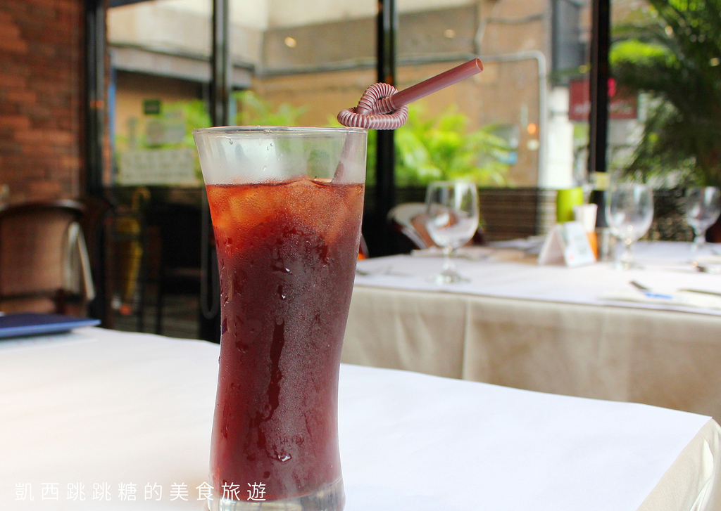 捷運國父紀念館美食 星辰牛排 舒肥牛排 華視341